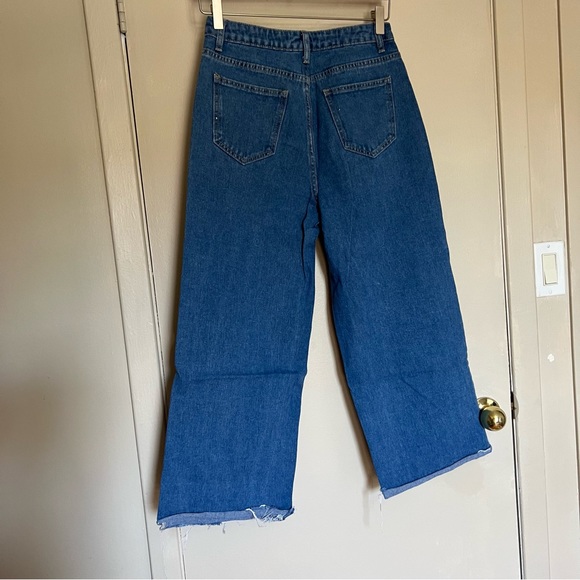 Cropped, heart jeans - Picture 2 of 2